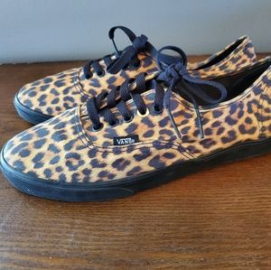 Leopard Vans
